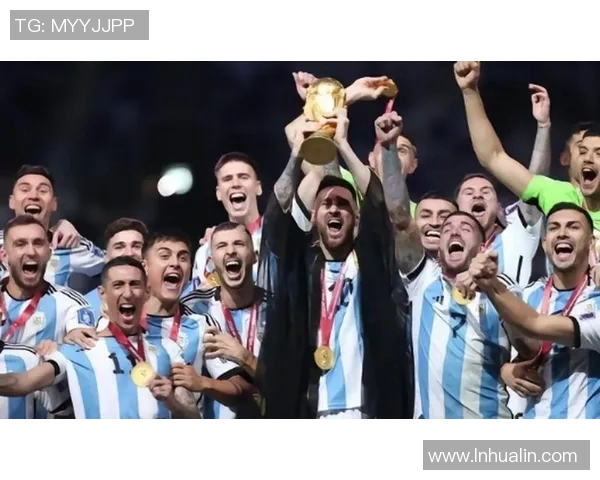 足球明星训练后精彩瞬间定格在镜头中的完美时刻 足球明星训练后精彩瞬间定格在镜头中的完美时刻